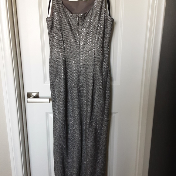Elegant Silver Sequin Maxi Dress - Picture 1 of 8